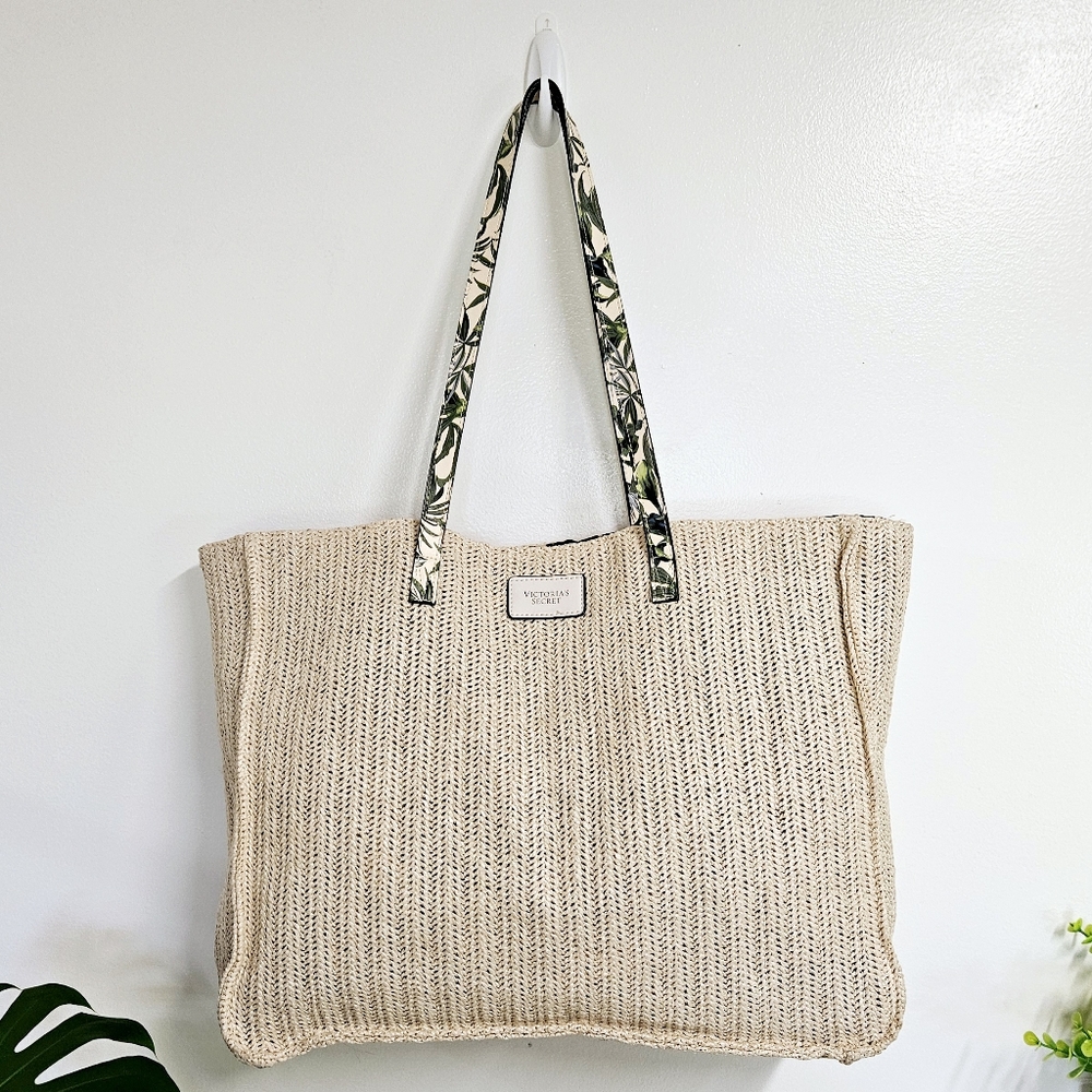 Victorias Secret Straw Tote - Picture 3 of 17